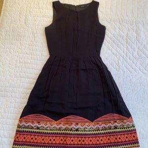 new Vertigo dress with embroidered border (sz XS) EUC